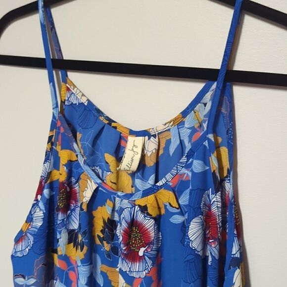 Allison Joy Blue Floral Tank - Picture 2 of 6